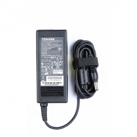 Genuine Toshiba Equium A100 A100-549 AC Adapter Charger 65W